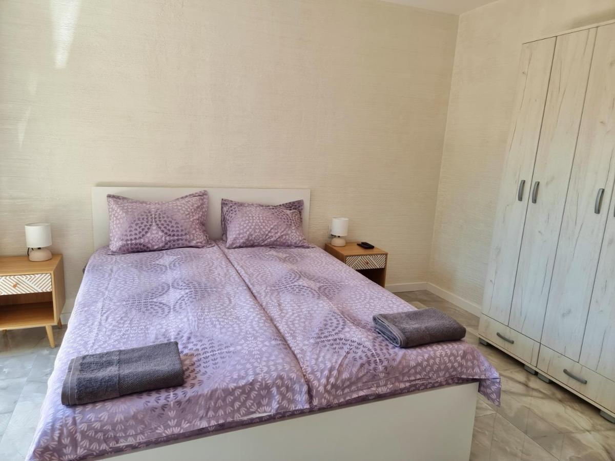 Студио Ава Sliven Luaran gambar