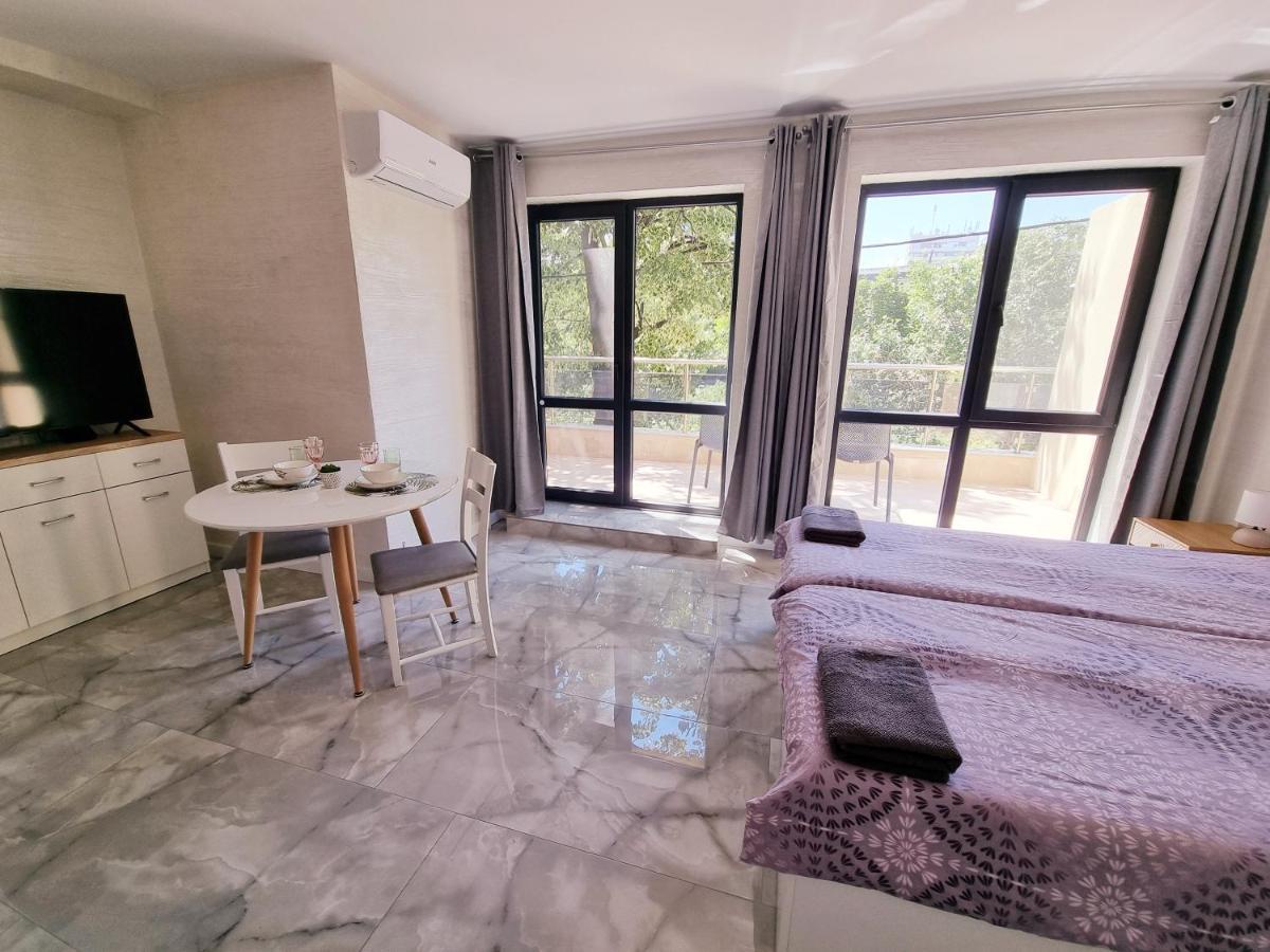 Студио Ава Sliven Luaran gambar